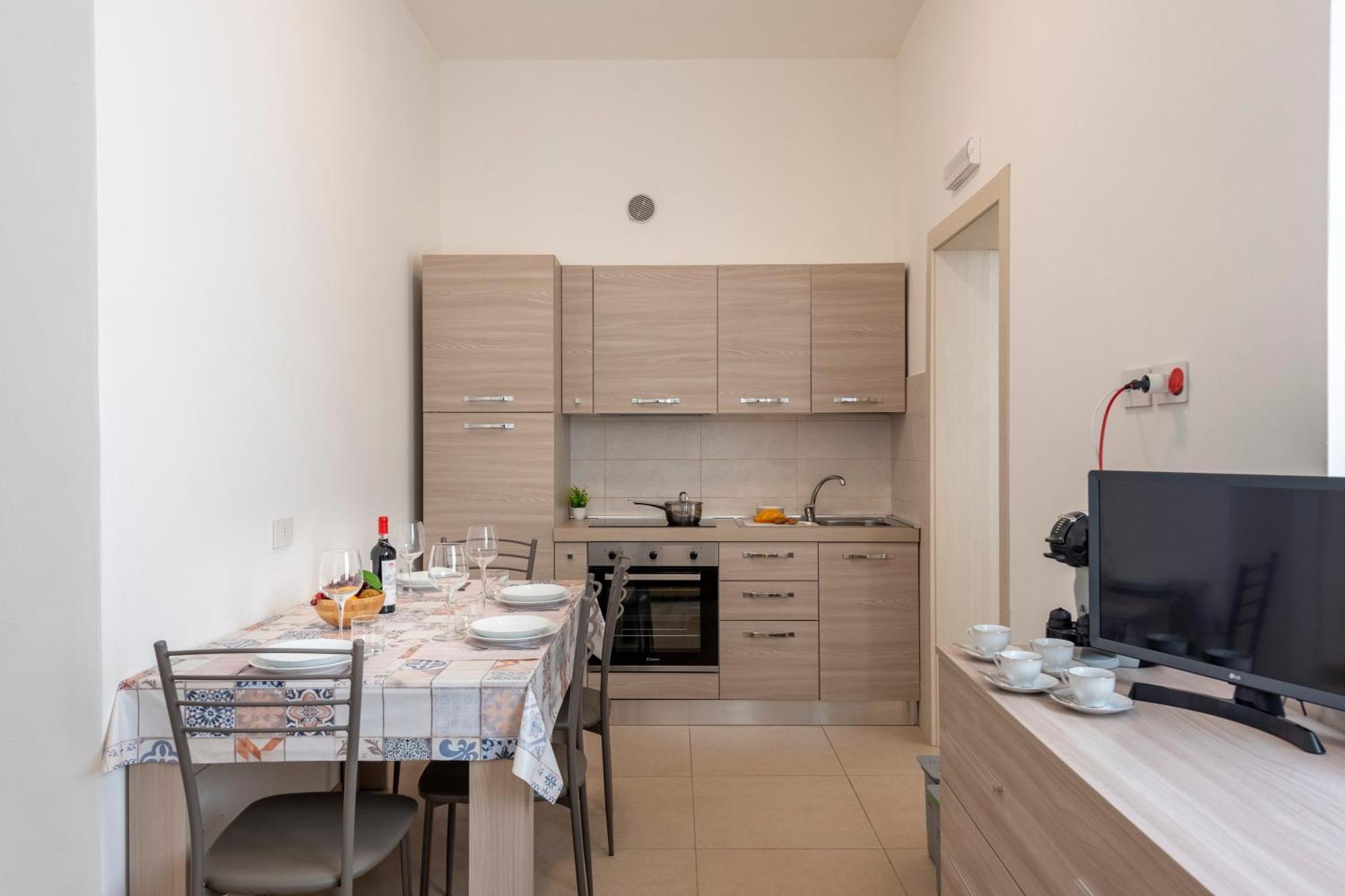 La Suite 2 Ondina Viareggio 200M From Sea - Happy Rentals Exteriör bild